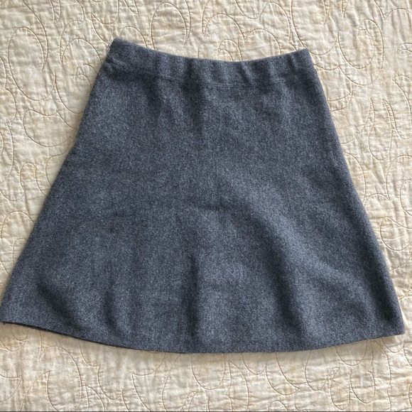 Tahari  Grey Wool Skirt - Picture 1 of 4